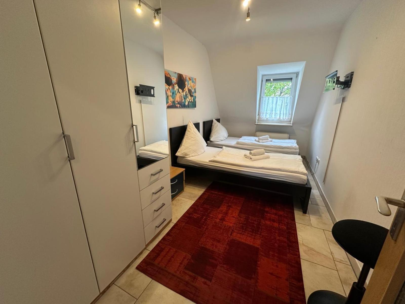 נירנברג City Center - 4 Room Apartment With Kitchen And 2 Bathrooms מראה חיצוני תמונה